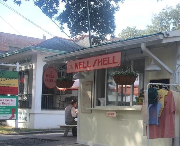 The Nell Shell Uses Prime Shrimp to Expand Menu, Overcome Space Constraints